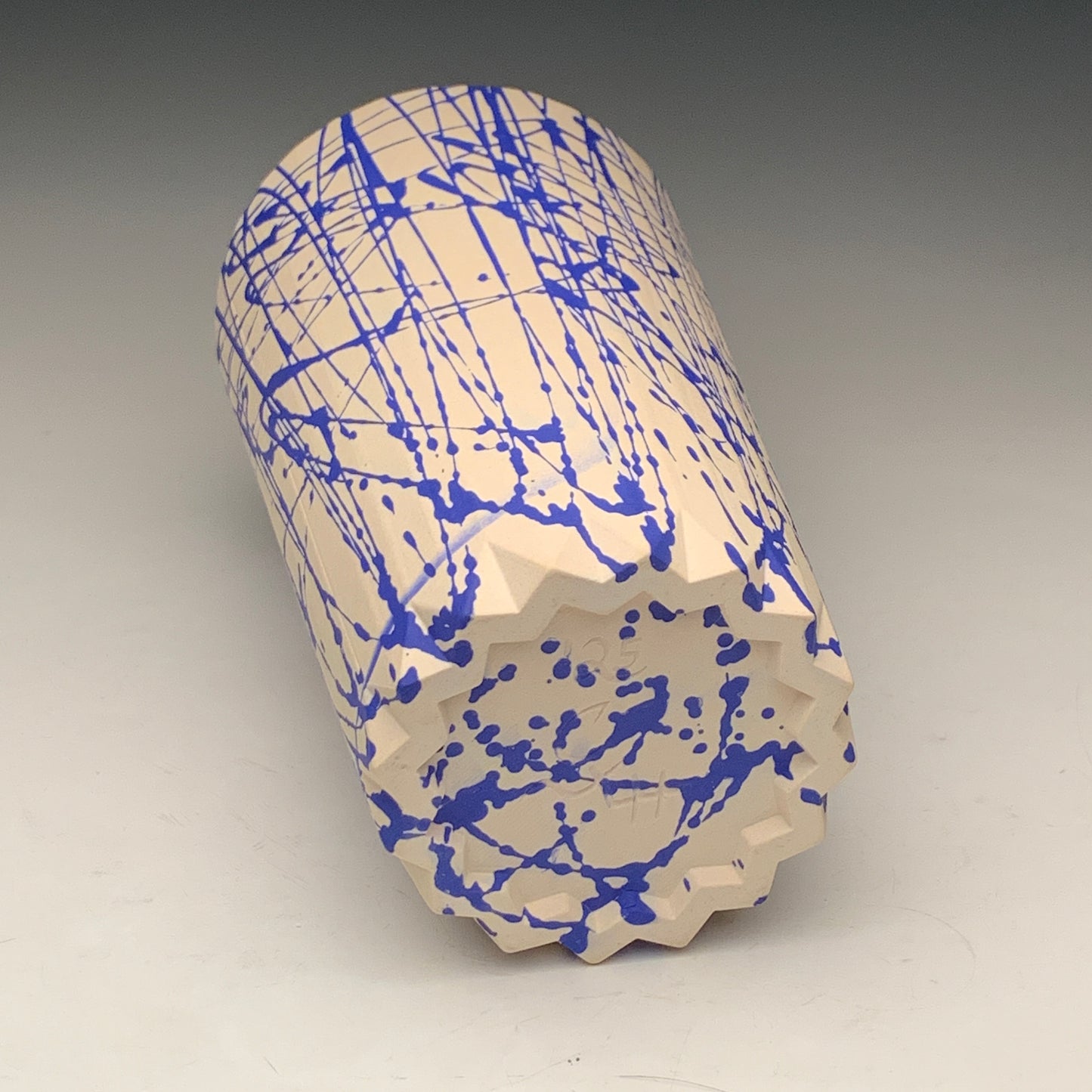 22oz. Blue and White Tumbler