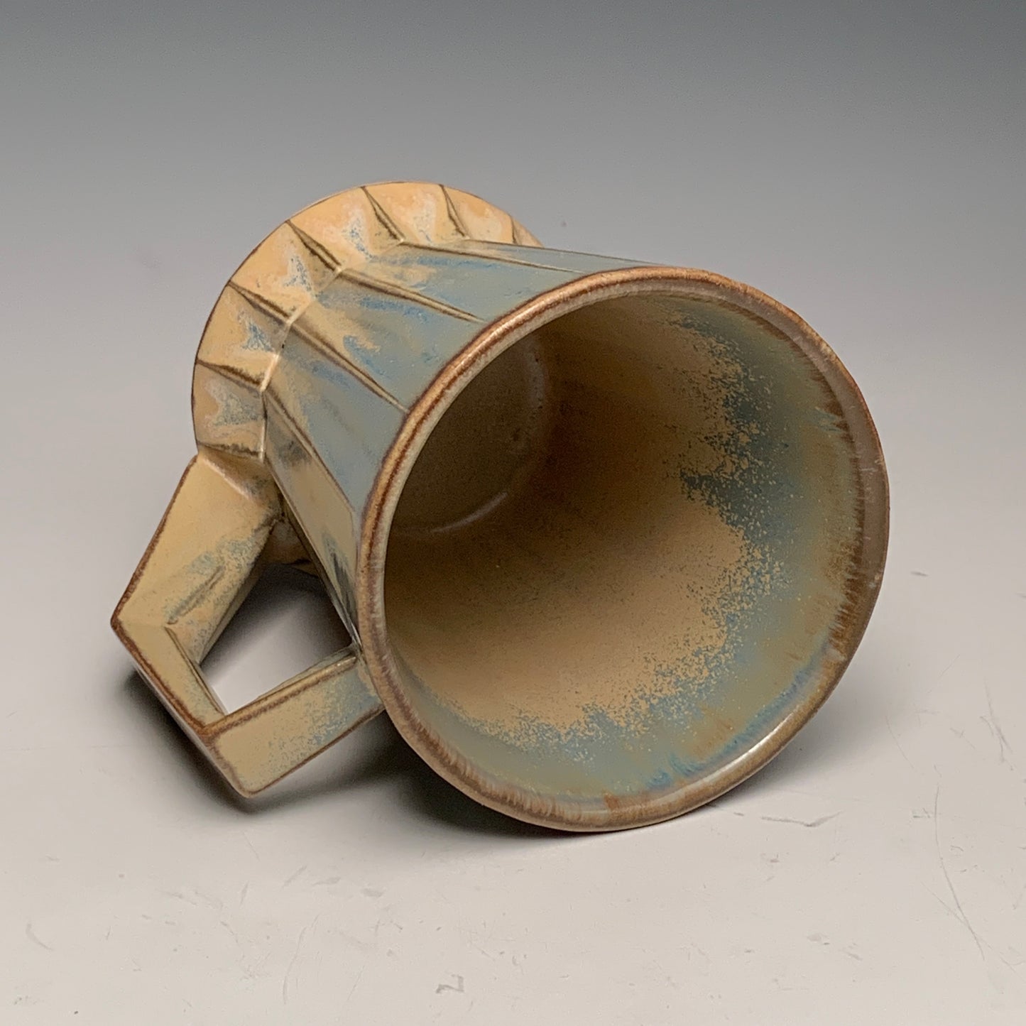 Variegated Tan Ridged Mug