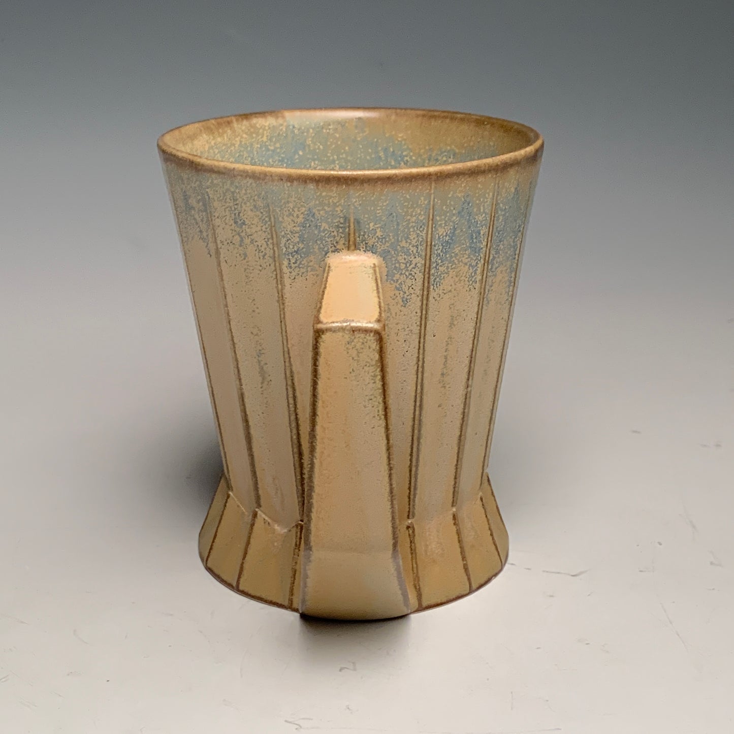 Variegated Tan Ridged Mug